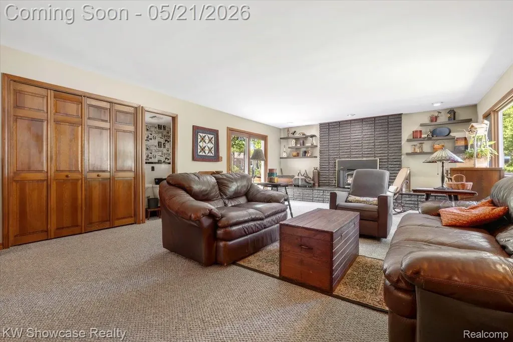 21105 Hugo Street Farmington Hills City MI 48336