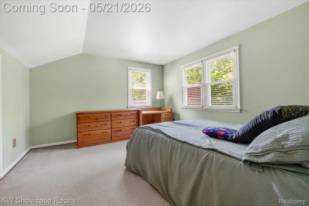 21105 Hugo Street Farmington Hills City MI 48336