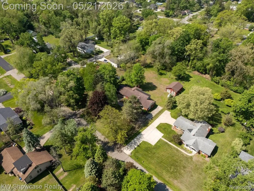 21105 Hugo Street Farmington Hills City MI 48336