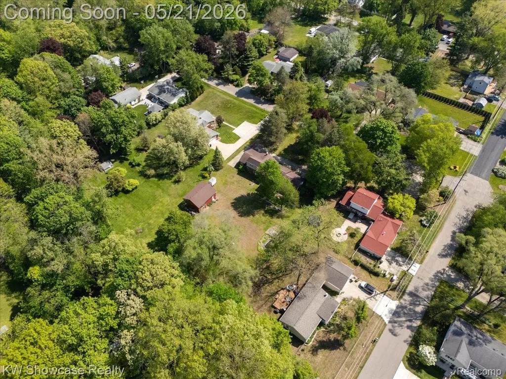 21105 Hugo Street Farmington Hills City MI 48336