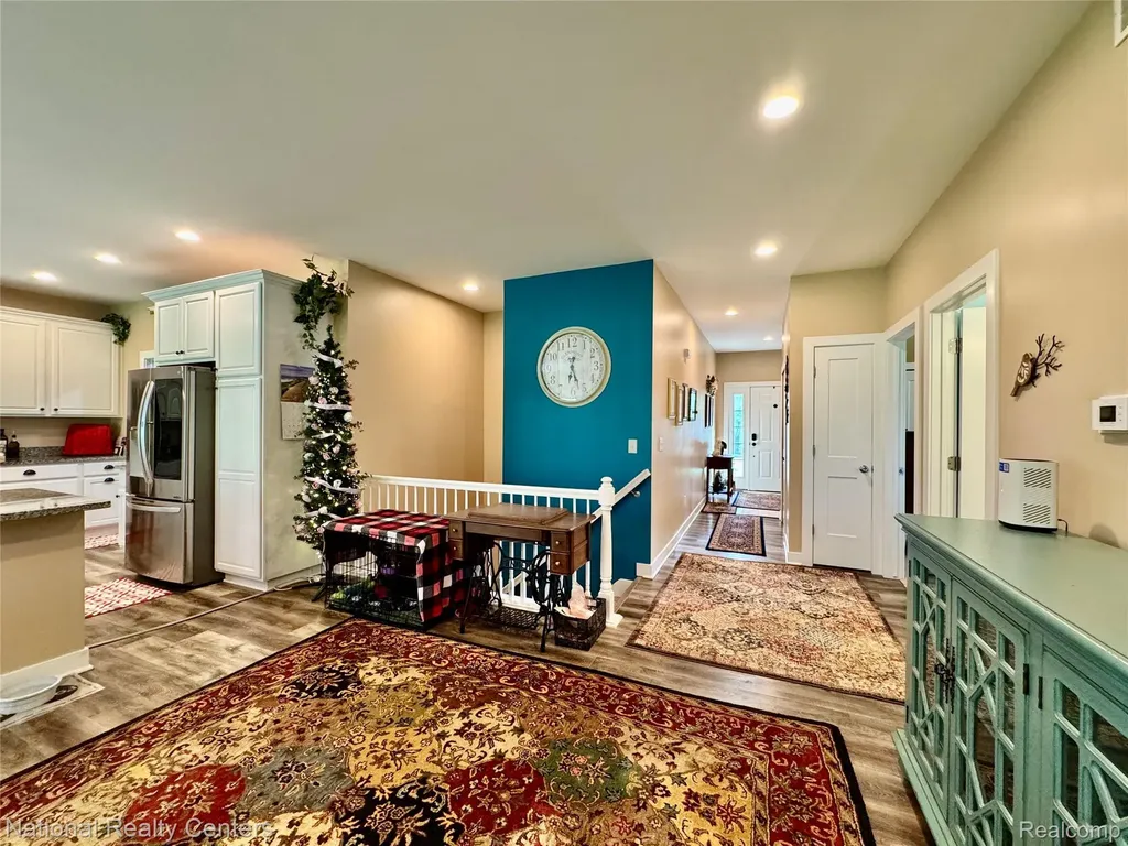 7478 Village Court Springfield Charter Township MI 48350