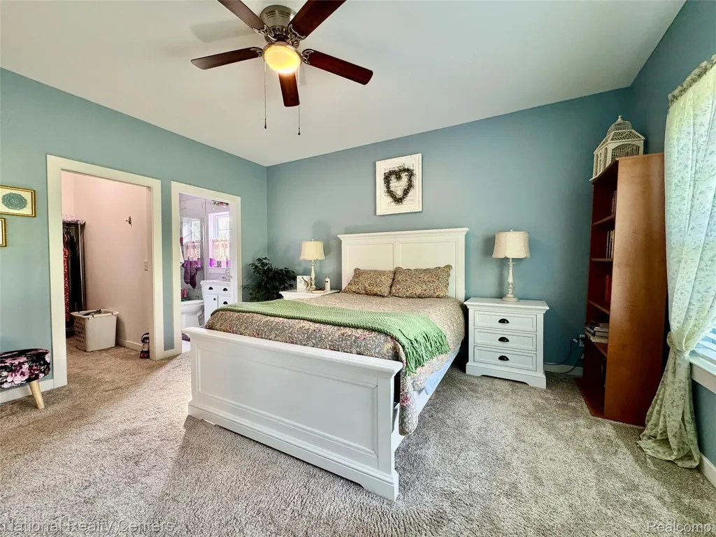 7478 Village Court Springfield Charter Township MI 48350