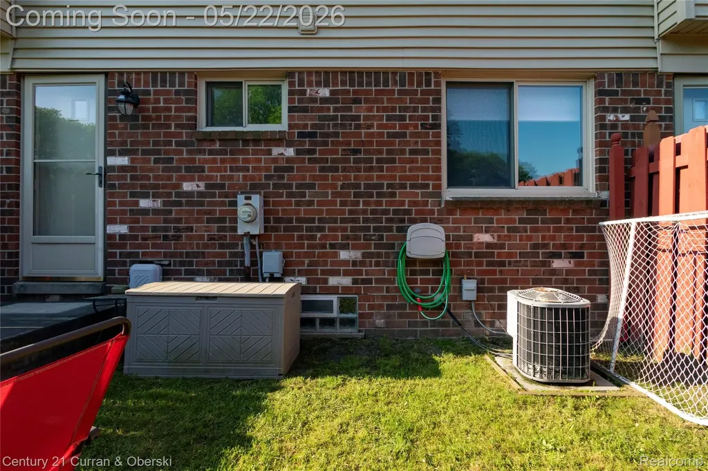 23362 Baker Street Taylor City MI 48180