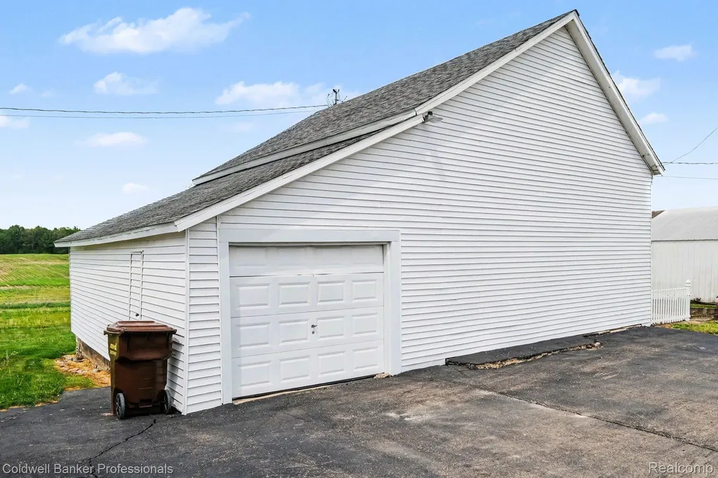 3105 E Dodge Road Thetford Township MI 48420