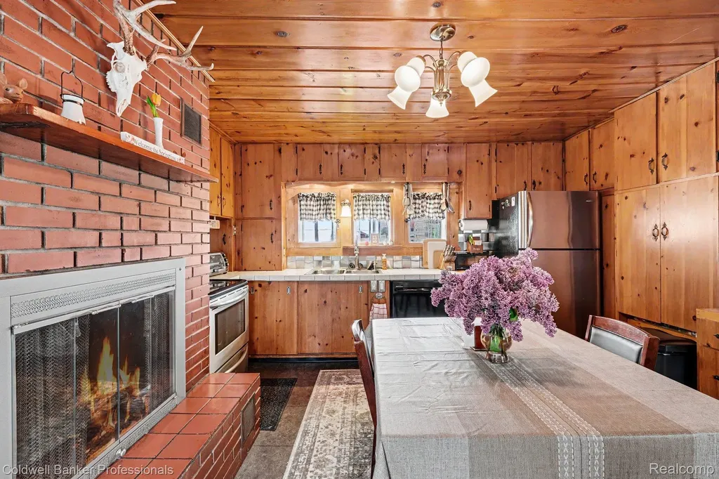 3105 E Dodge Road Thetford Township MI 48420