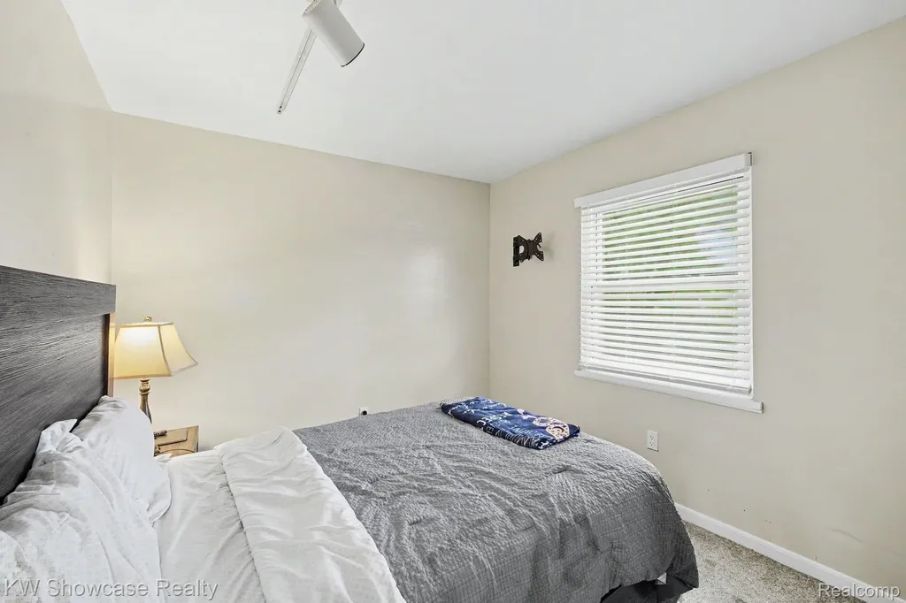 40652 Village Wood Road Novi City MI 48375