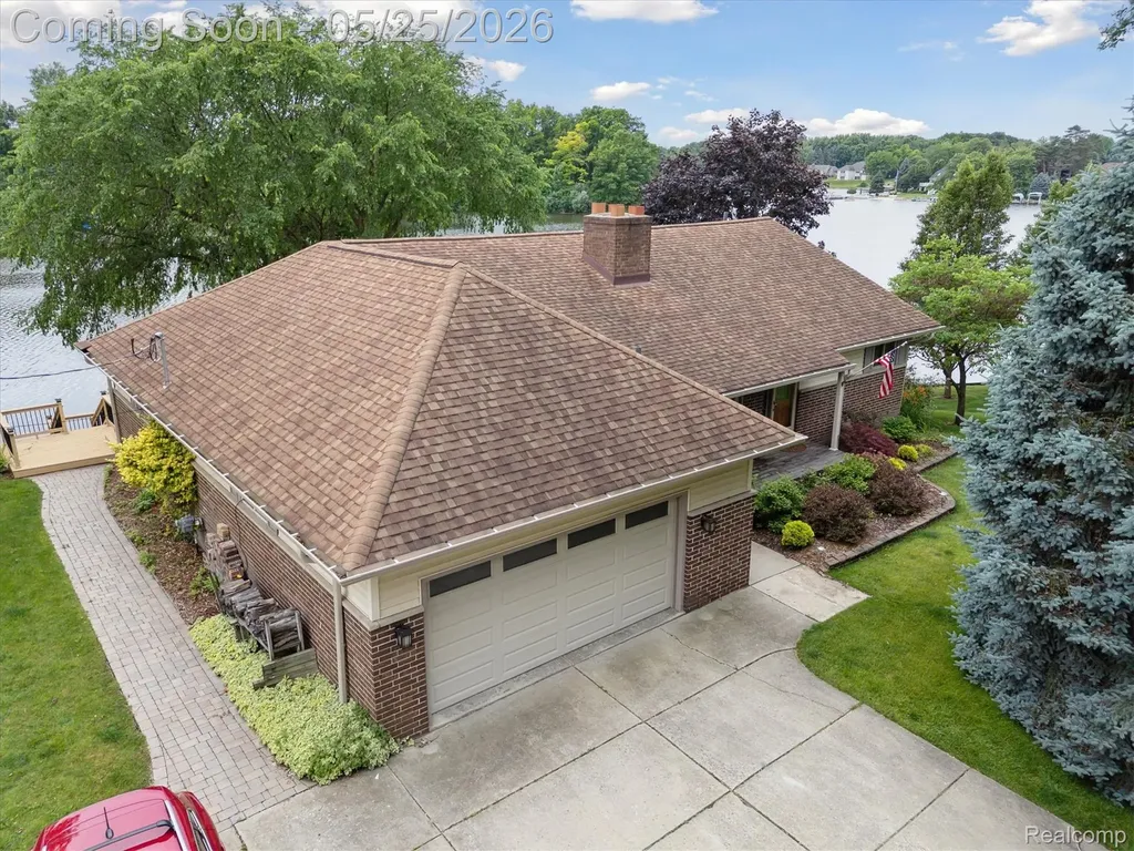 3817 Lake Lapeer Drive Elba Township MI 48455