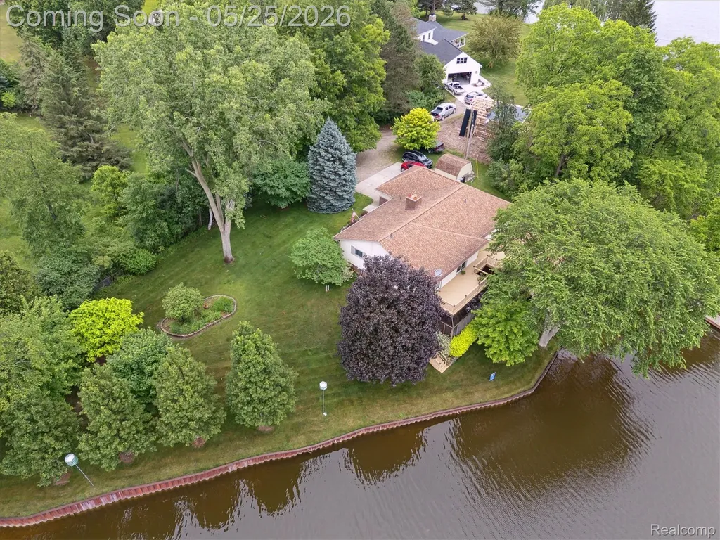 3817 Lake Lapeer Drive Elba Township MI 48455