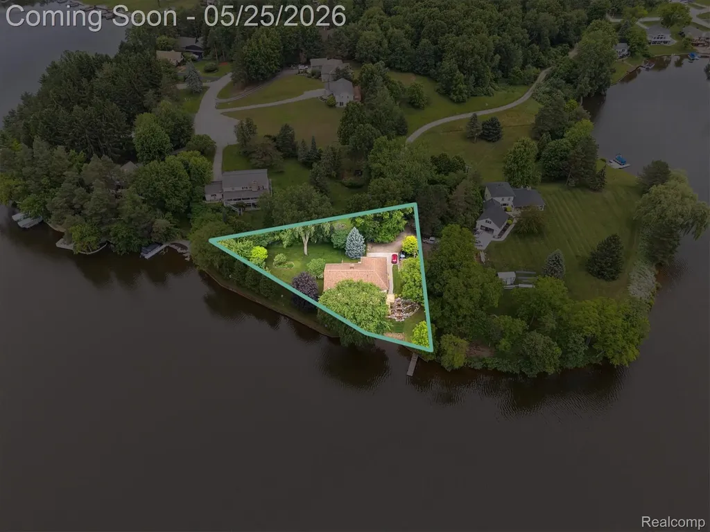 3817 Lake Lapeer Drive Elba Township MI 48455