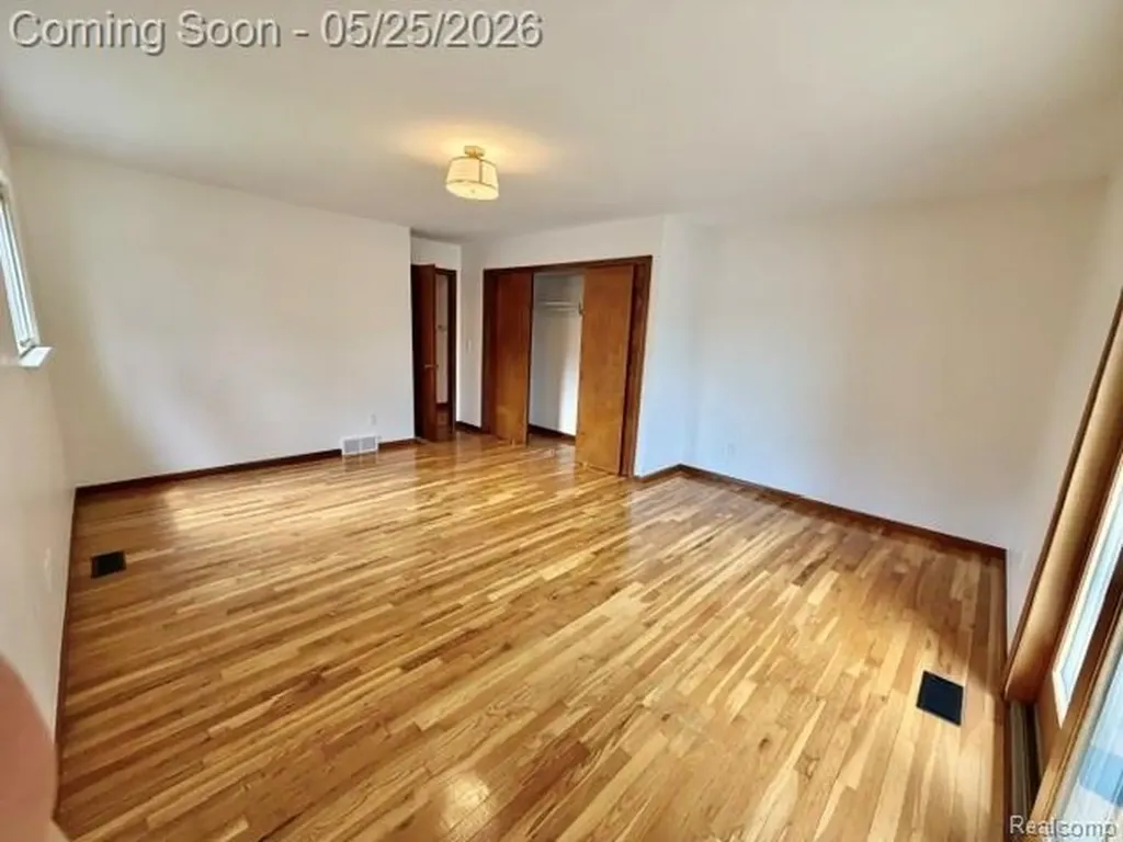 3817 Lake Lapeer Drive Elba Township MI 48455