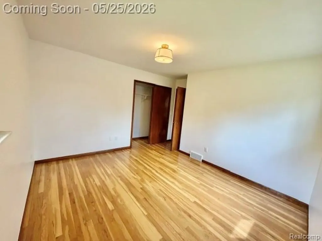 3817 Lake Lapeer Drive Elba Township MI 48455