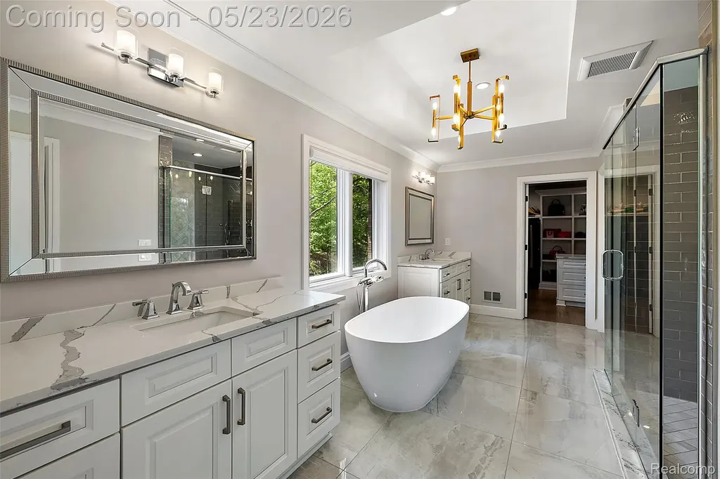 4345 Spruce Hill Lane Bloomfield Charter Township MI 48301