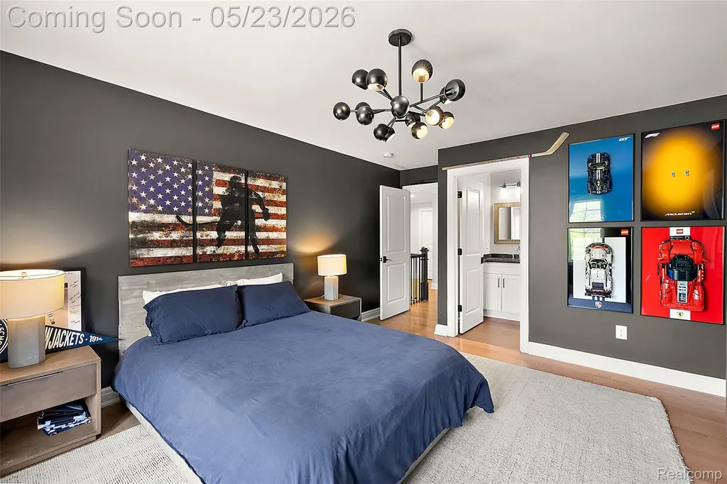 4345 Spruce Hill Lane Bloomfield Charter Township MI 48301