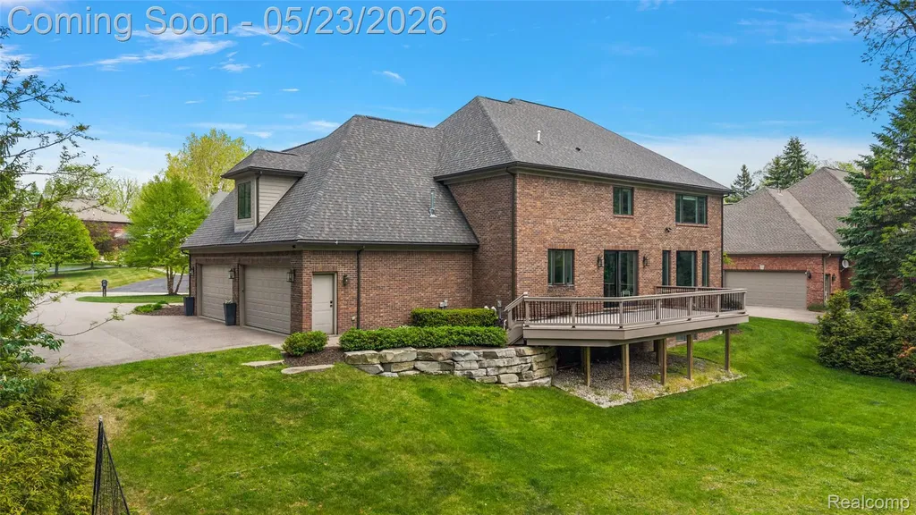 4345 Spruce Hill Lane Bloomfield Charter Township MI 48301