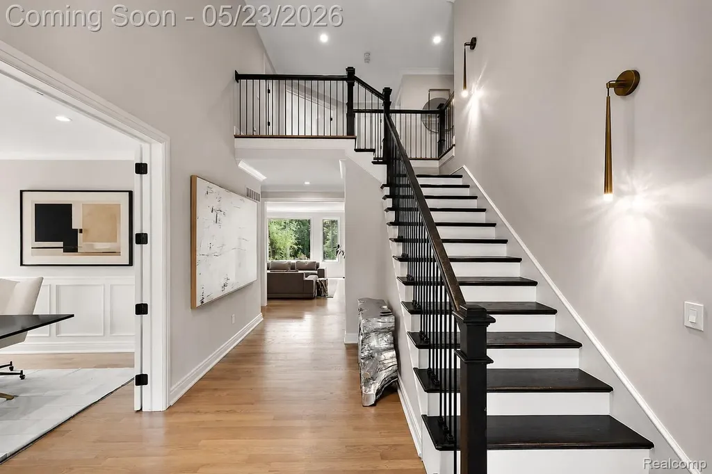 4345 Spruce Hill Lane Bloomfield Charter Township MI 48301