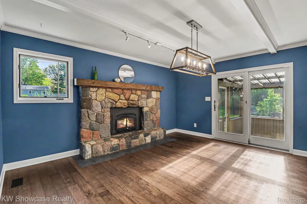 2572 Ridge Road White Lake Charter Township MI 48383