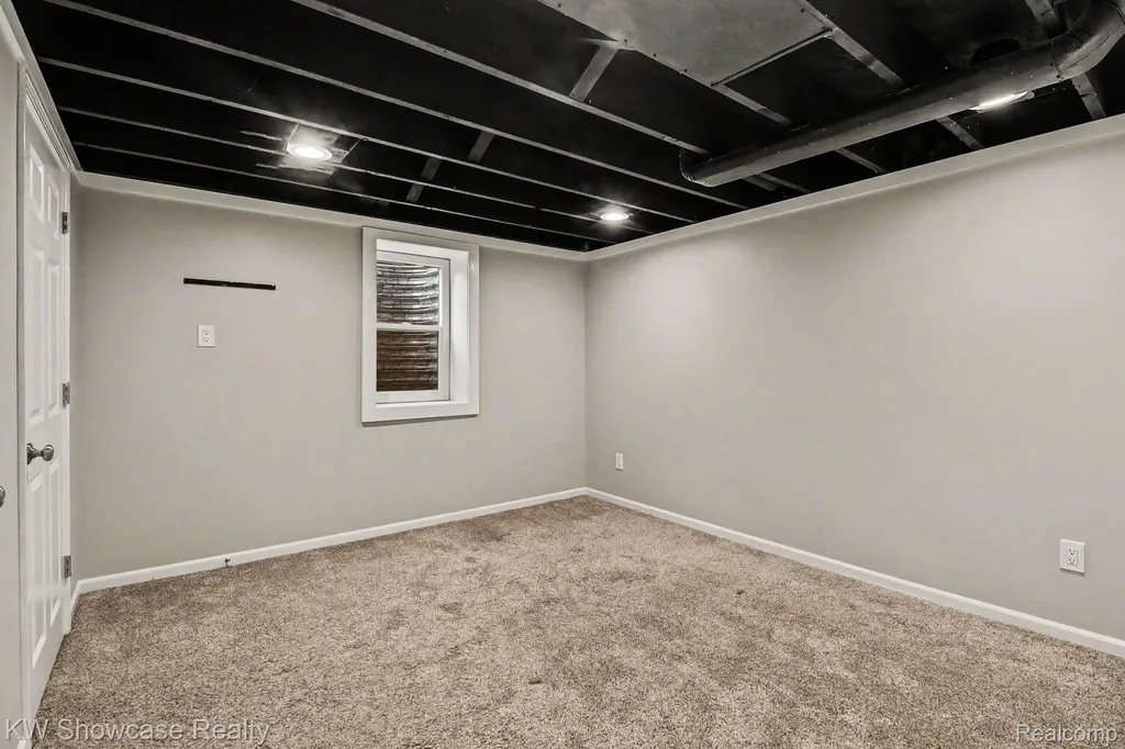 2572 Ridge Road White Lake Charter Township MI 48383