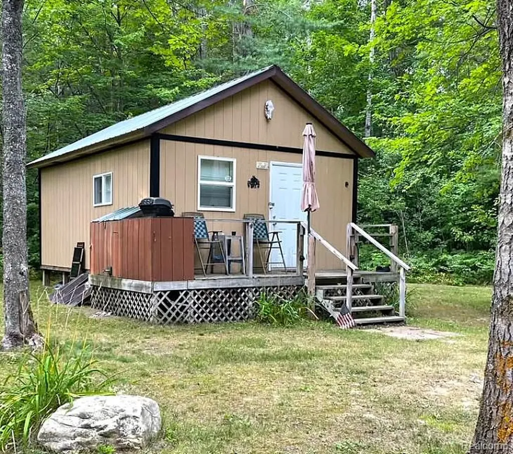 5469 Orchard Trail Road Frederic Township MI 49733
