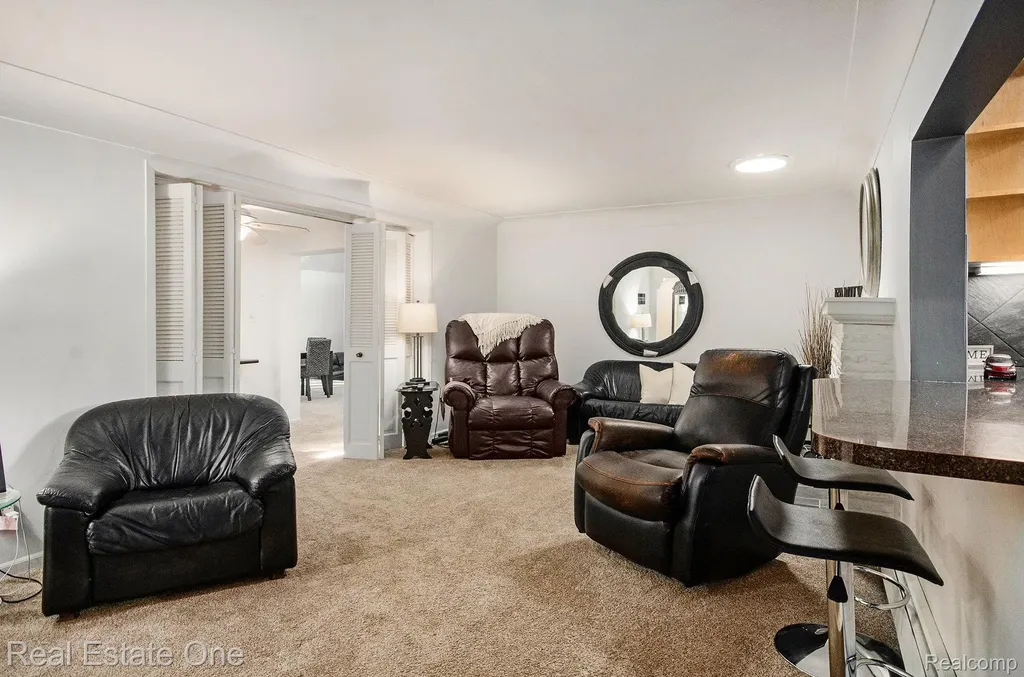 35238 Moravian Drive Sterling Heights City MI 48312