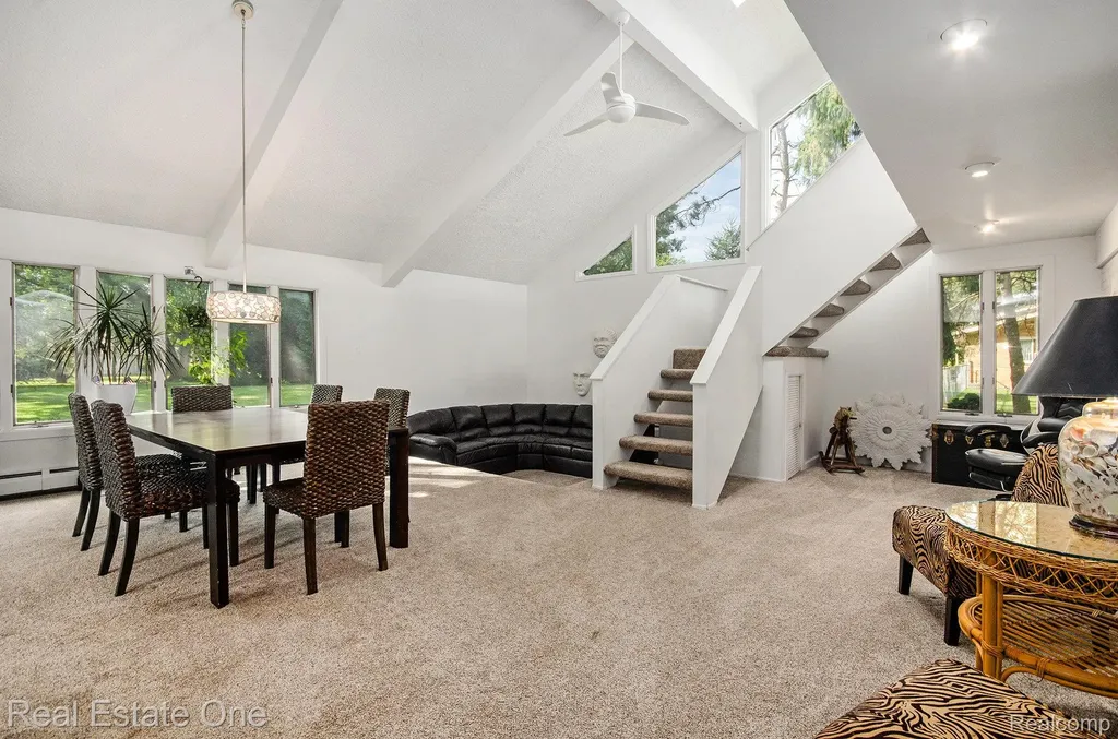 35238 Moravian Drive Sterling Heights City MI 48312