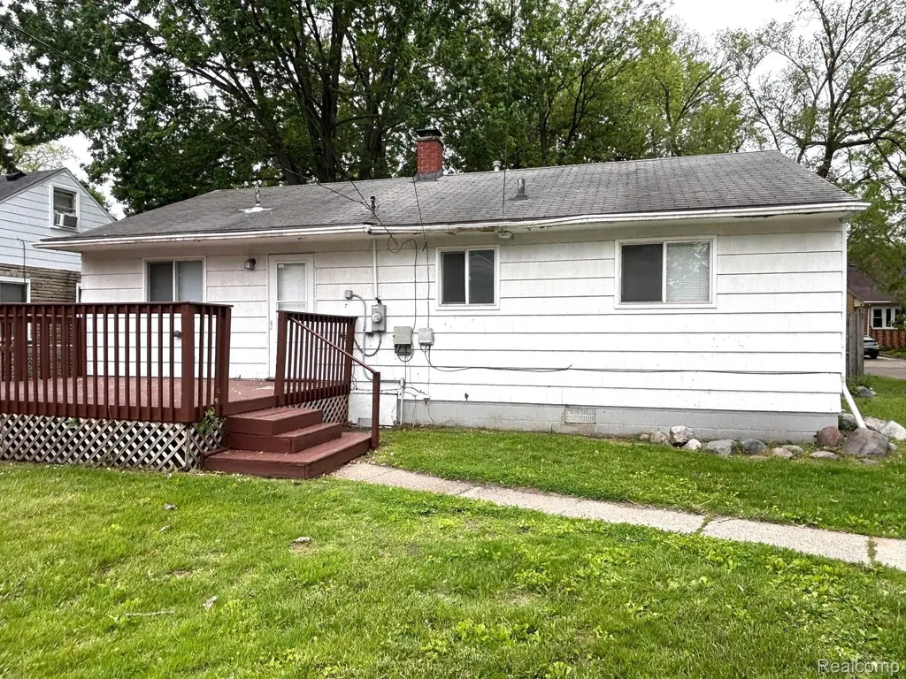 1455 E George Avenue Hazel Park City MI 48030