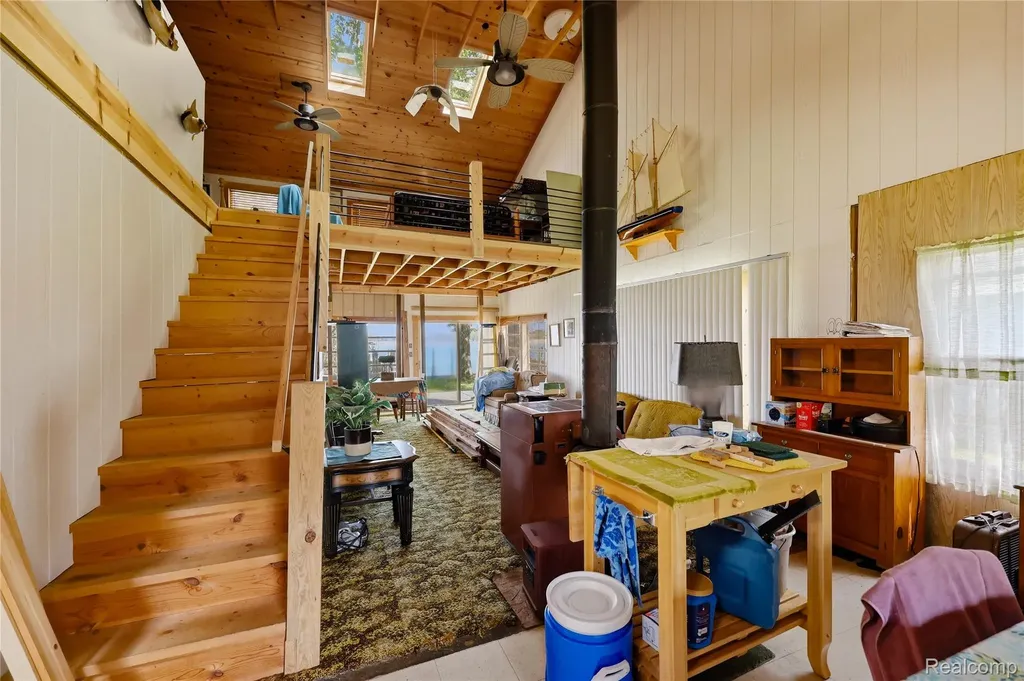 6556 Dickinson Island Clay Township MI 48001