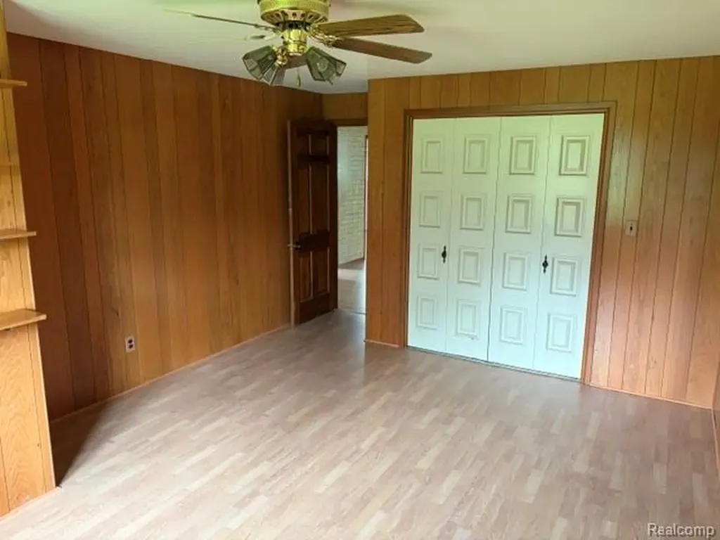714 Garden Street Harbor Beach City MI 48441