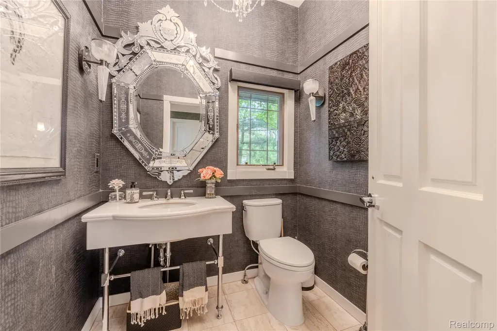 4054 Cranbrook Court Bloomfield Hills City MI 48301