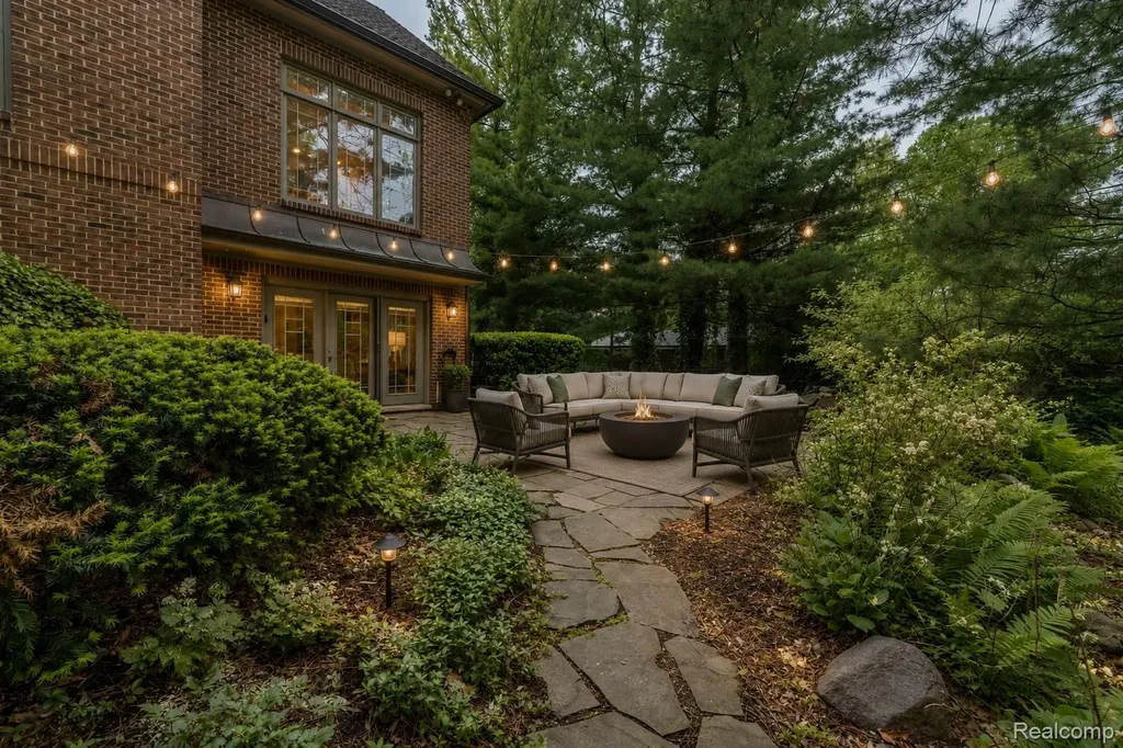 4054 Cranbrook Court Bloomfield Hills City MI 48301