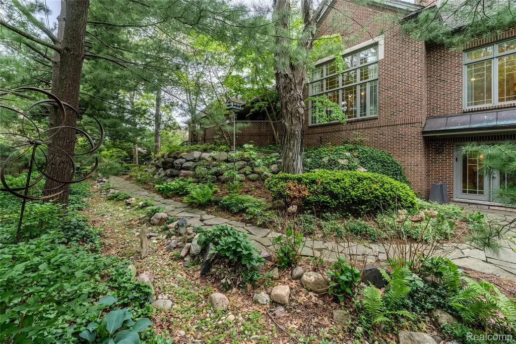 4054 Cranbrook Court Bloomfield Hills City MI 48301