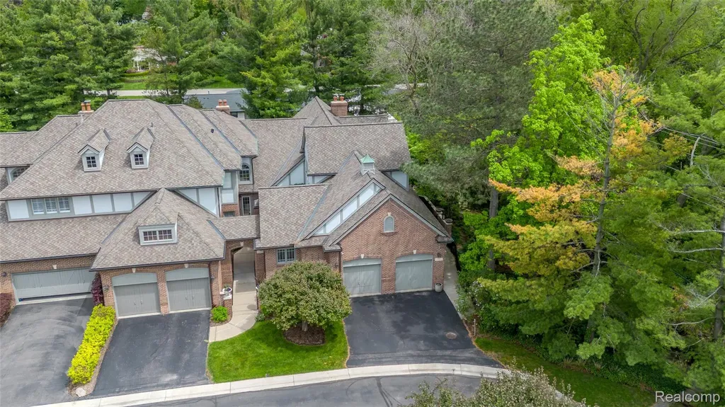 4054 Cranbrook Court Bloomfield Hills City MI 48301