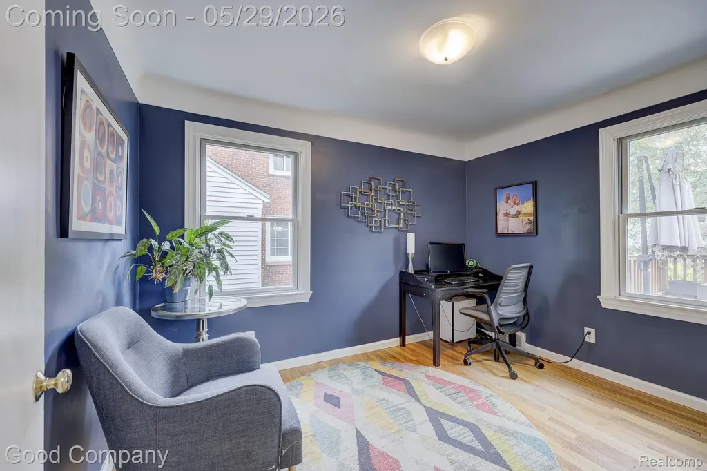 10074 Lincoln Drive Huntington Woods City MI 48070