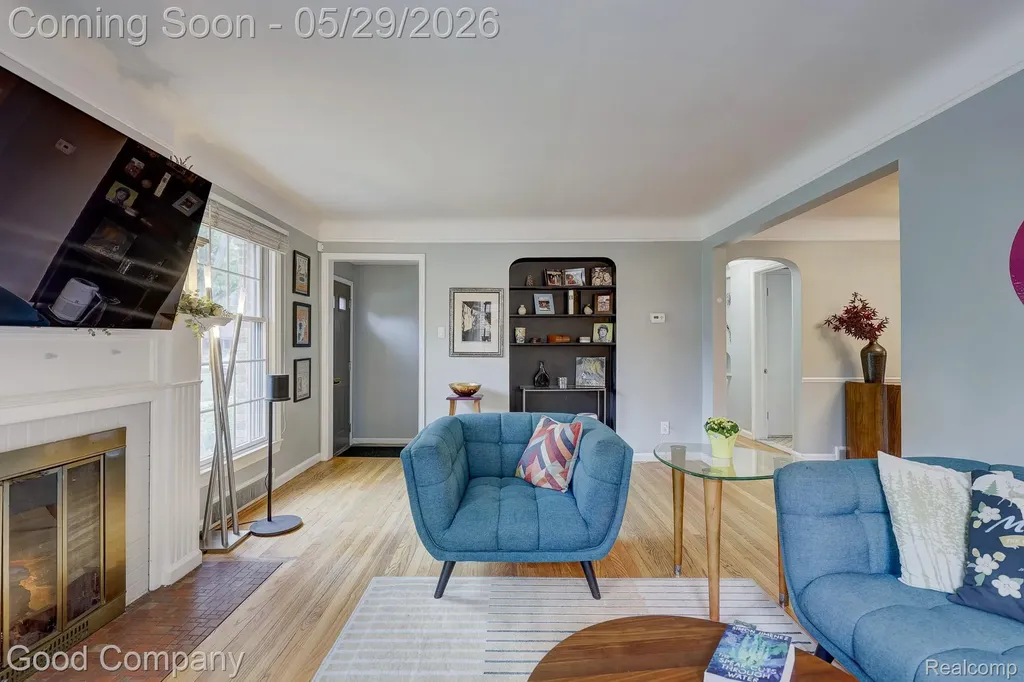10074 Lincoln Drive Huntington Woods City MI 48070