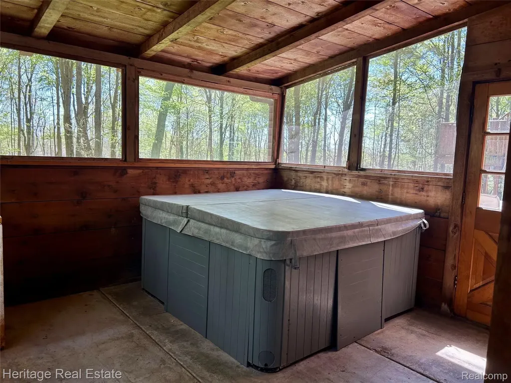 51323 County Road 215 Road Lawrence Township MI 49064