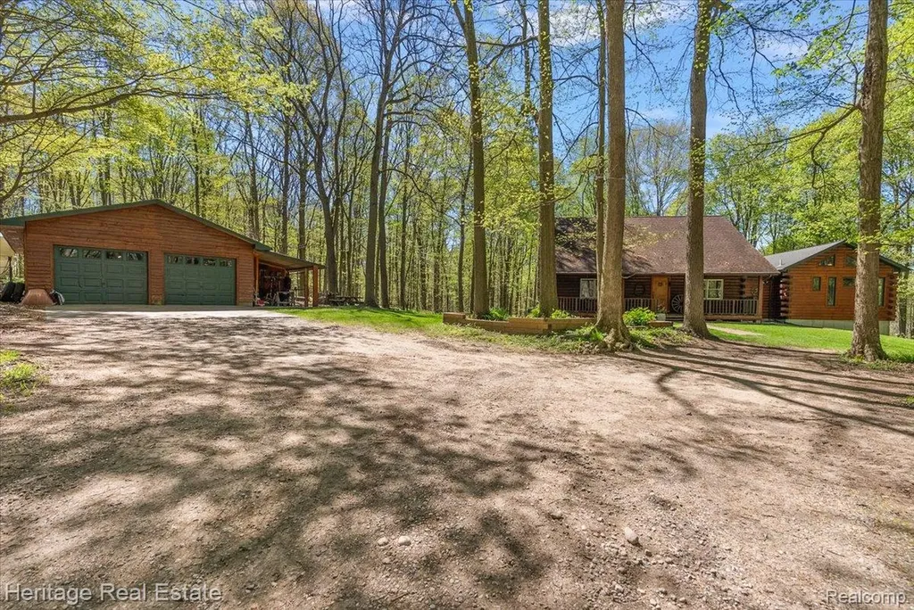 51323 County Road 215 Road Lawrence Township MI 49064