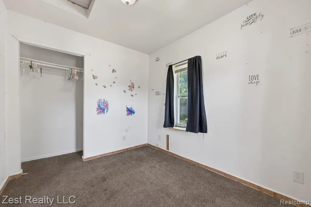 3902 Isabelle Street Inkster City MI 48141