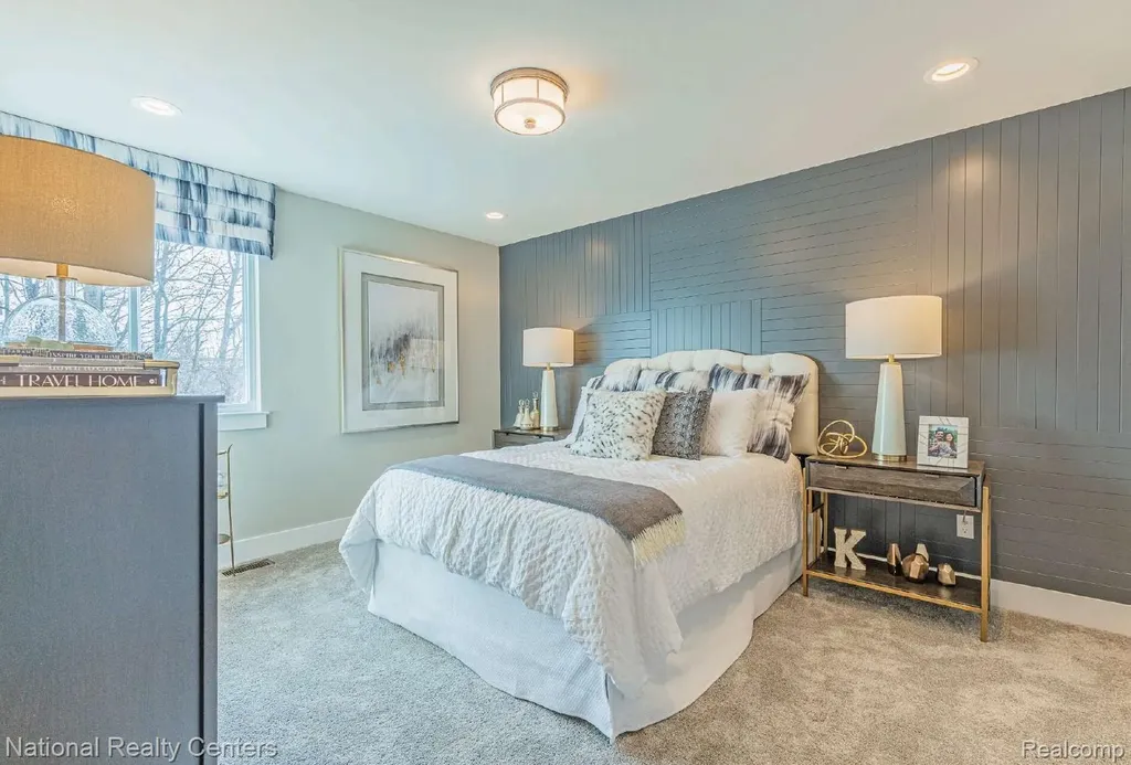 6978 Colony Drive West Bloomfield Charter Township MI 48323