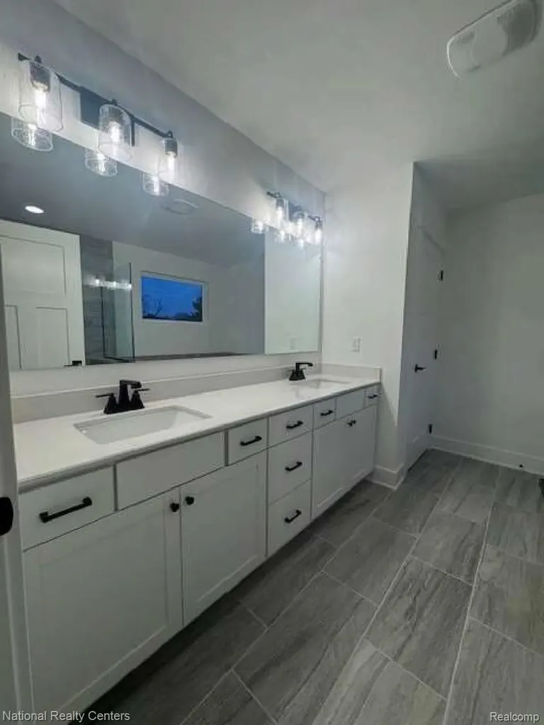 6978 Colony Drive West Bloomfield Charter Township MI 48323