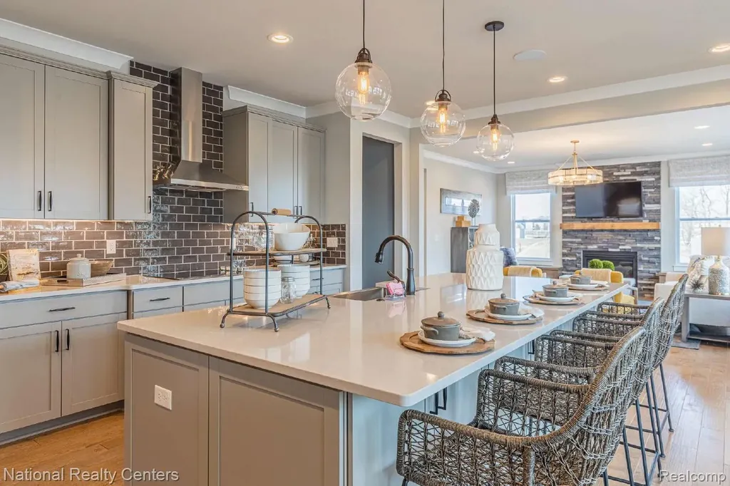 6978 Colony Drive West Bloomfield Charter Township MI 48323