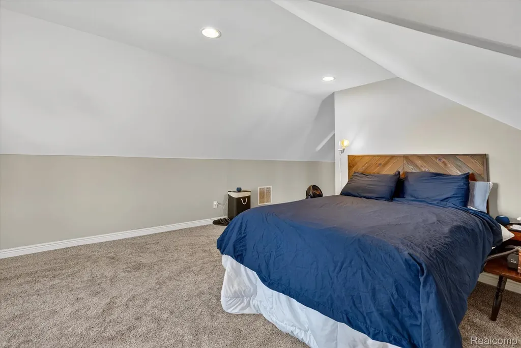 5025 Harp Drive Fenton Charter Township MI 48451