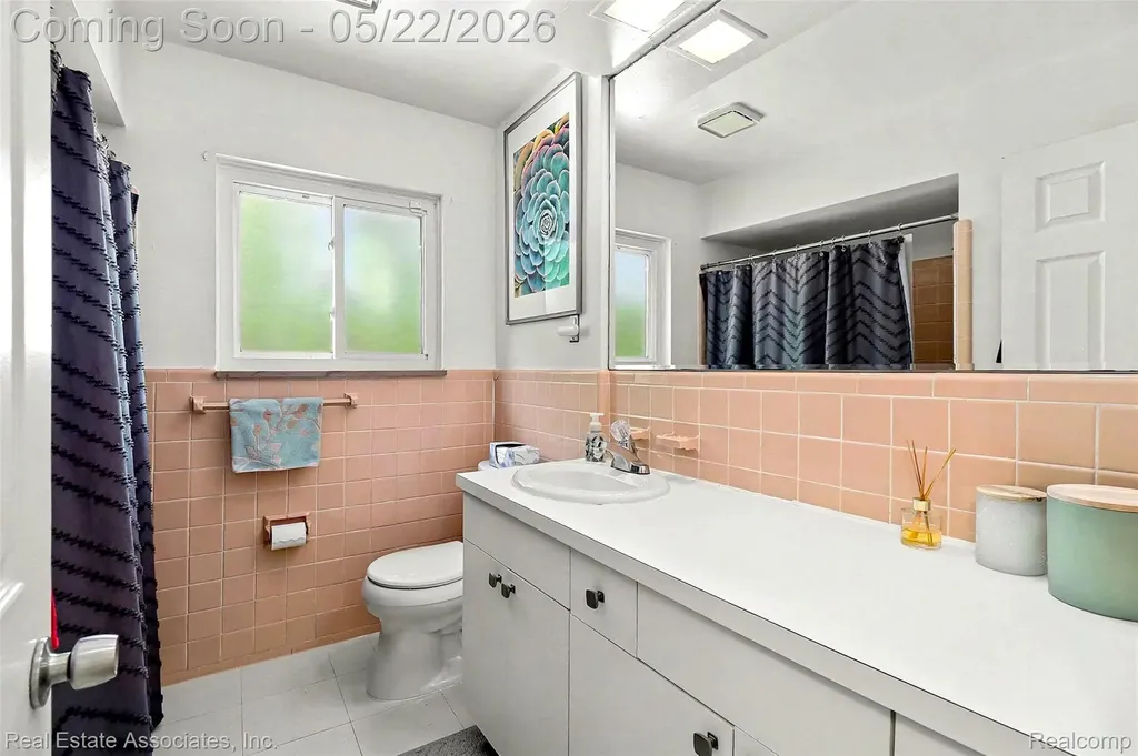28442 Thorny Brae Road Farmington Hills City MI 48331