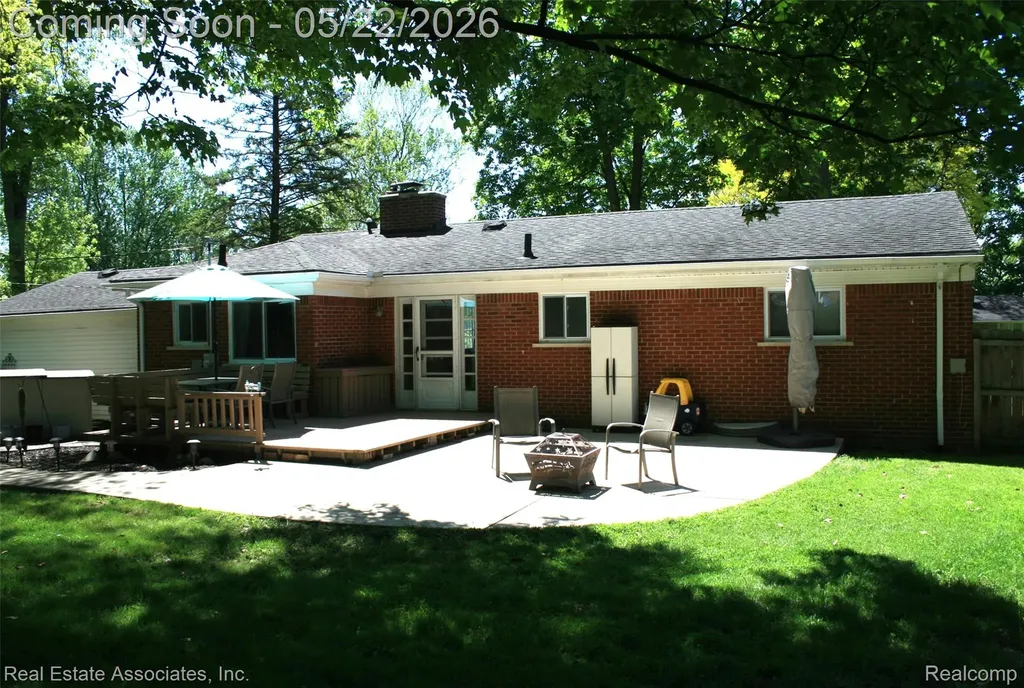 28442 Thorny Brae Road Farmington Hills City MI 48331