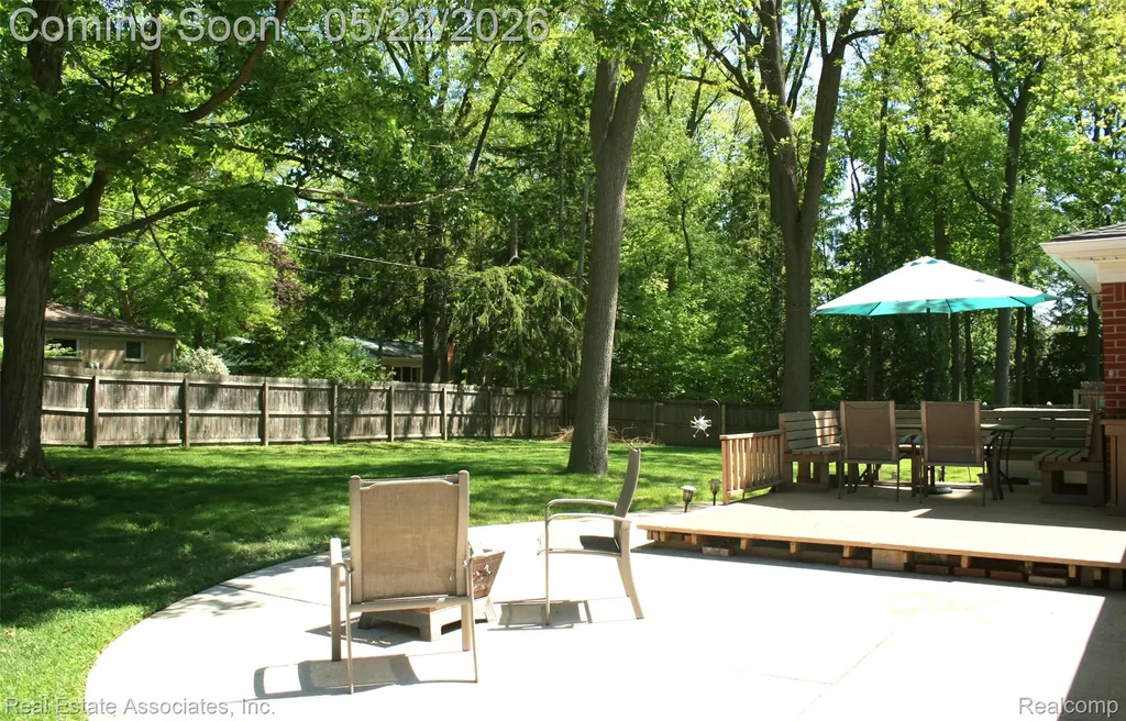 28442 Thorny Brae Road Farmington Hills City MI 48331