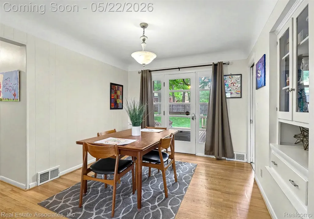 28442 Thorny Brae Road Farmington Hills City MI 48331