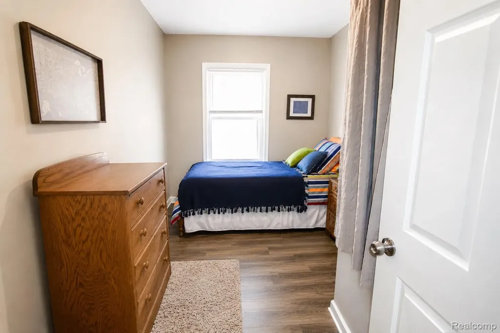 25 Maynard Court Pontiac City MI 48342