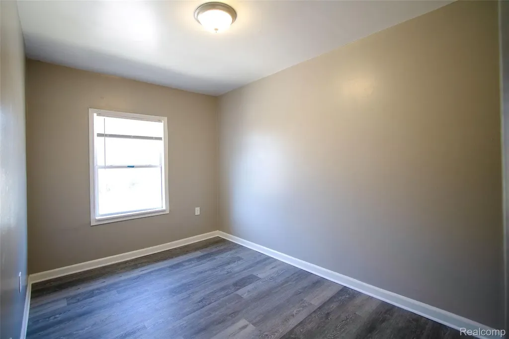 25 Maynard Court Pontiac City MI 48342