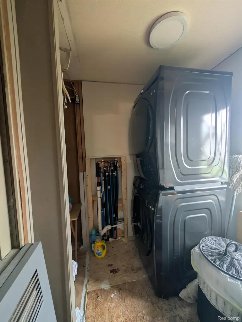 3629 Hawthorne Street Independence Charter Township MI 48348