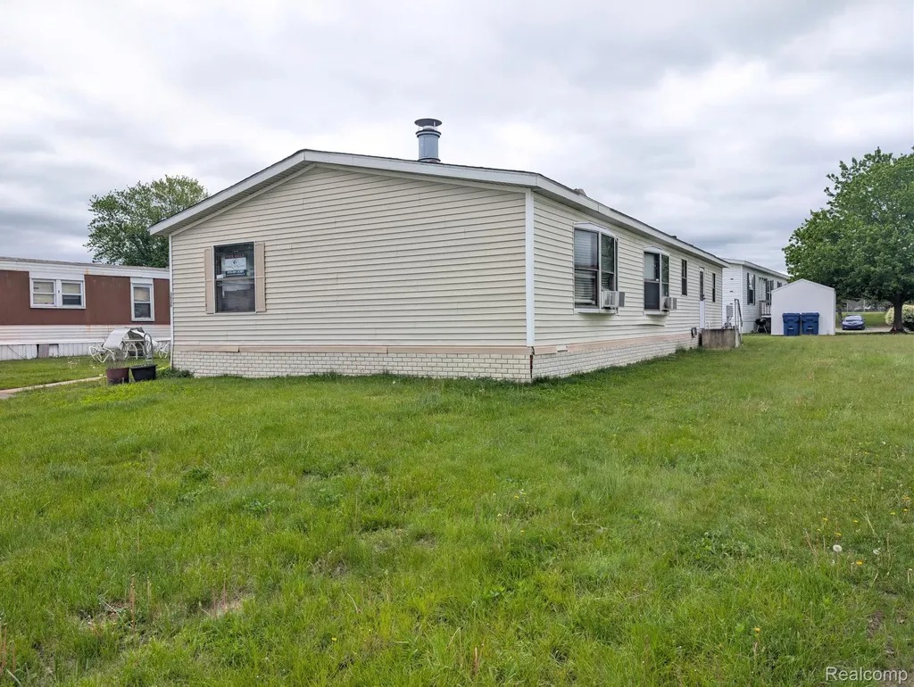 3629 Hawthorne Street Independence Charter Township MI 48348