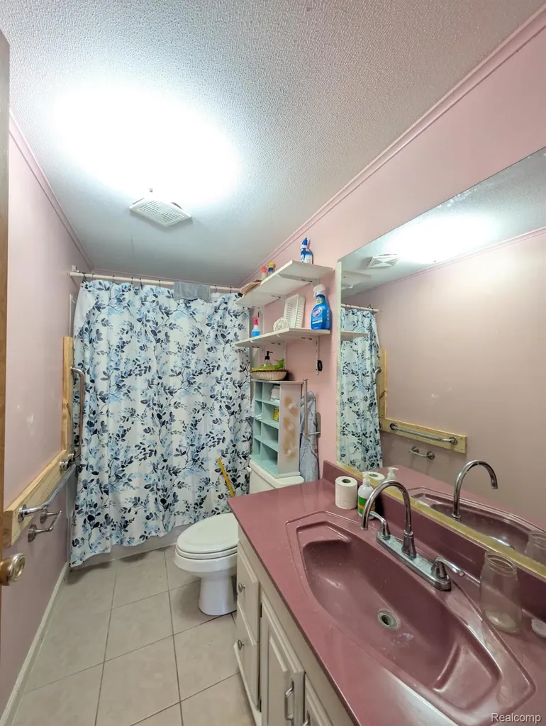3629 Hawthorne Street Independence Charter Township MI 48348
