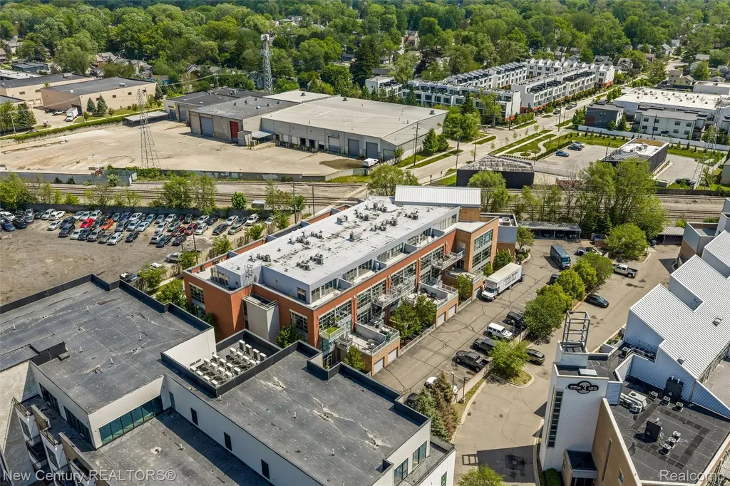 322 E Harrison Avenue Royal Oak City MI 48067